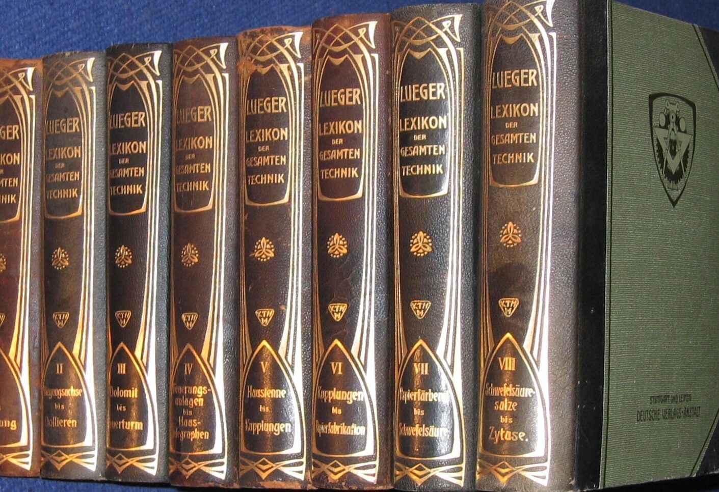 Autores destacados de enciclopedias a lo largo de la historia