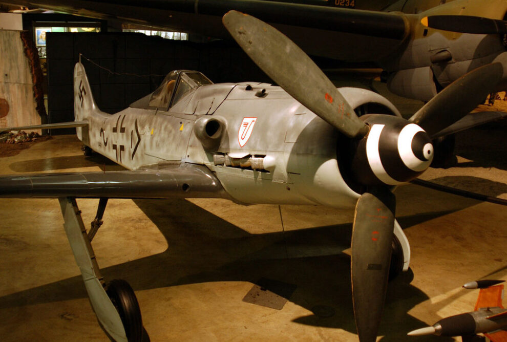 Aviones de Caza en la Segunda Guerra Mundial: Armas Mortales en el Cielo Europeo
