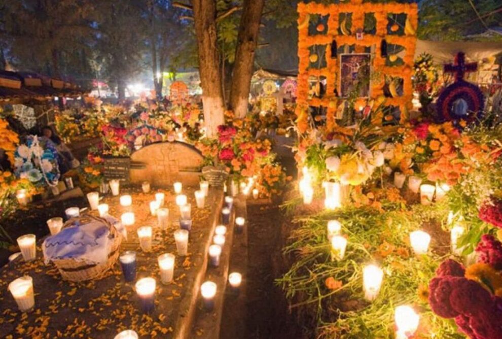 Celebración de Todos los Santos en México