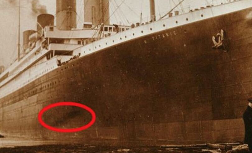 Colisión del Titanic con un iceberg: la tragedia marítima más famosa de la historia.