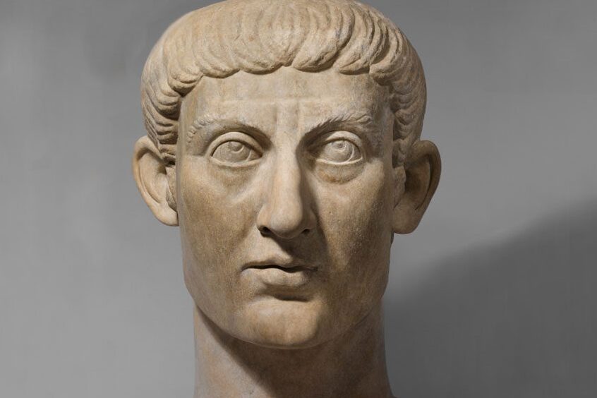 Constantino I el Grande: Emperador romano que marcó un antes y un después en la historia del Imperio Romano.