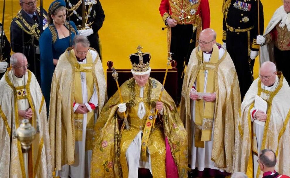 Coronación de Carlos como Príncipe de Gales: Tradición y Protocolo Real en el Reino Unido