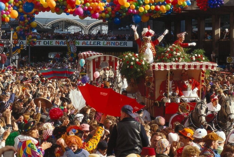 Días festivos en diferentes culturas y países.