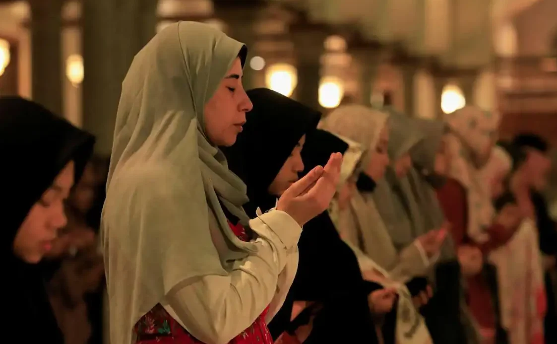 El calendario lunar del Ramadán: Fechas y tradiciones importantes a tener en cuenta