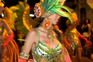 El Carnaval en España: Celebración del Día de Carnestoltes