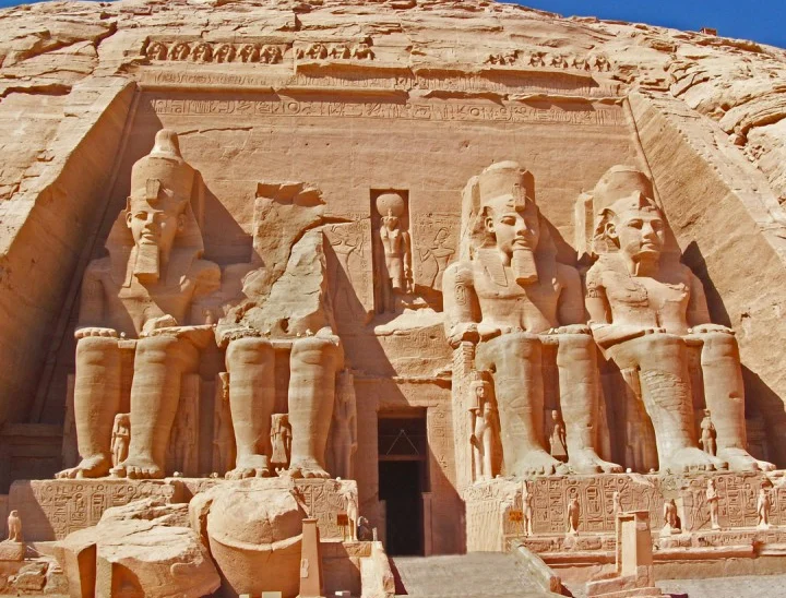 El Templo de Abu Simbel: Monumento faraónico en Egipto