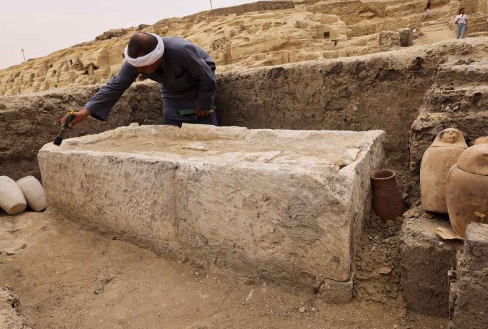 Hallazgo arqueológico revela antiguo cementerio en Egipto.