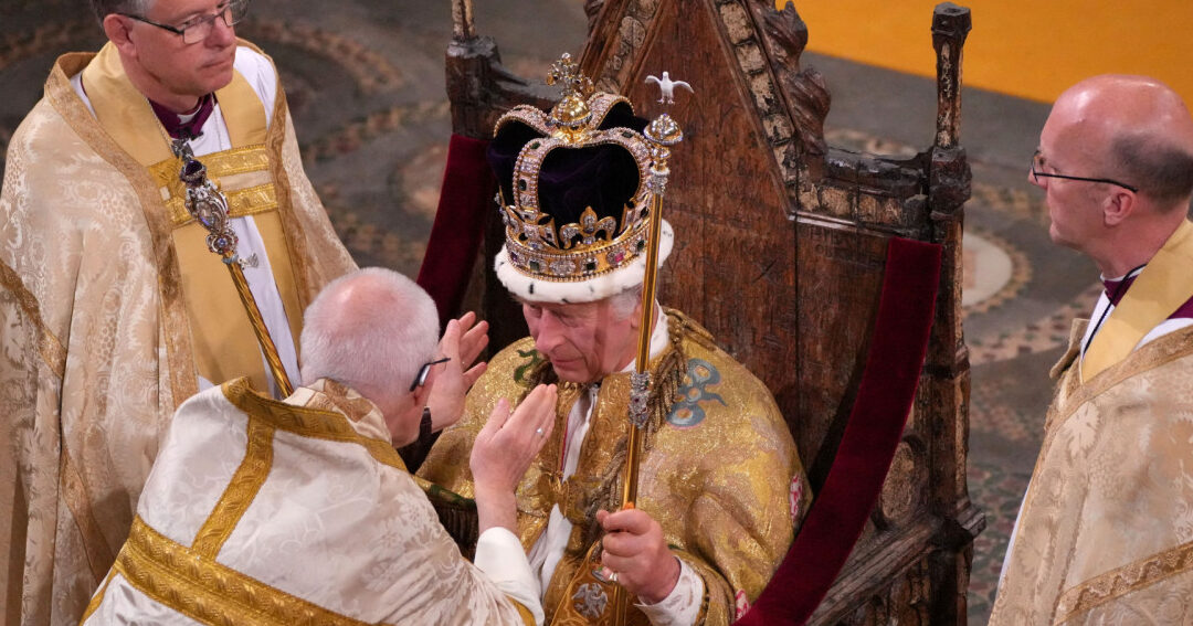 La Coronación de Carlos: Tradición y Protocolo Real