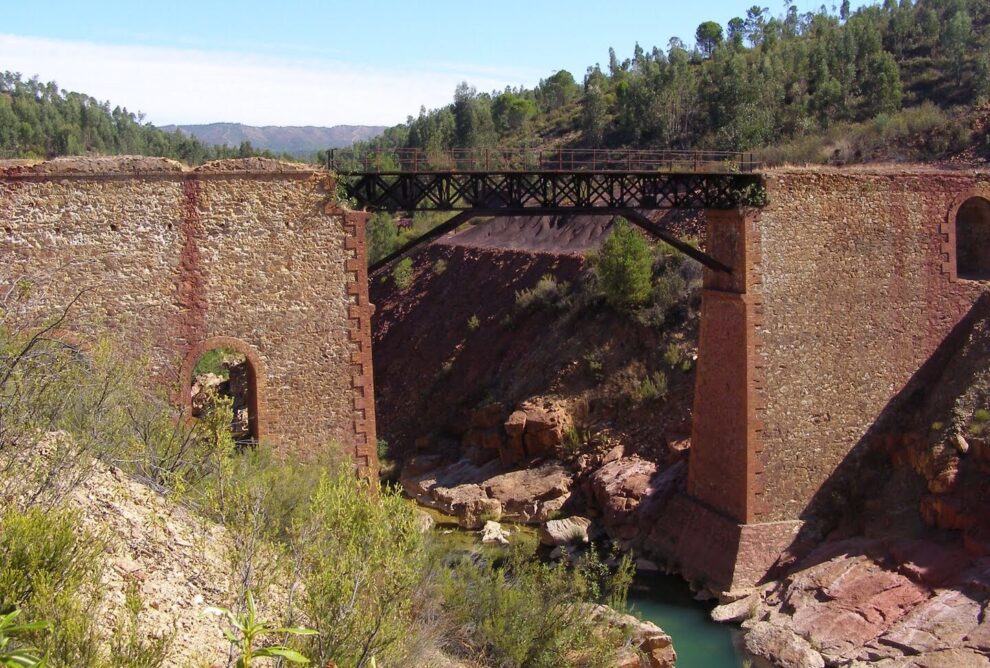 La Fábrica de Riotinto: Historia, Desarrollo y Legado Industrial en Huelva