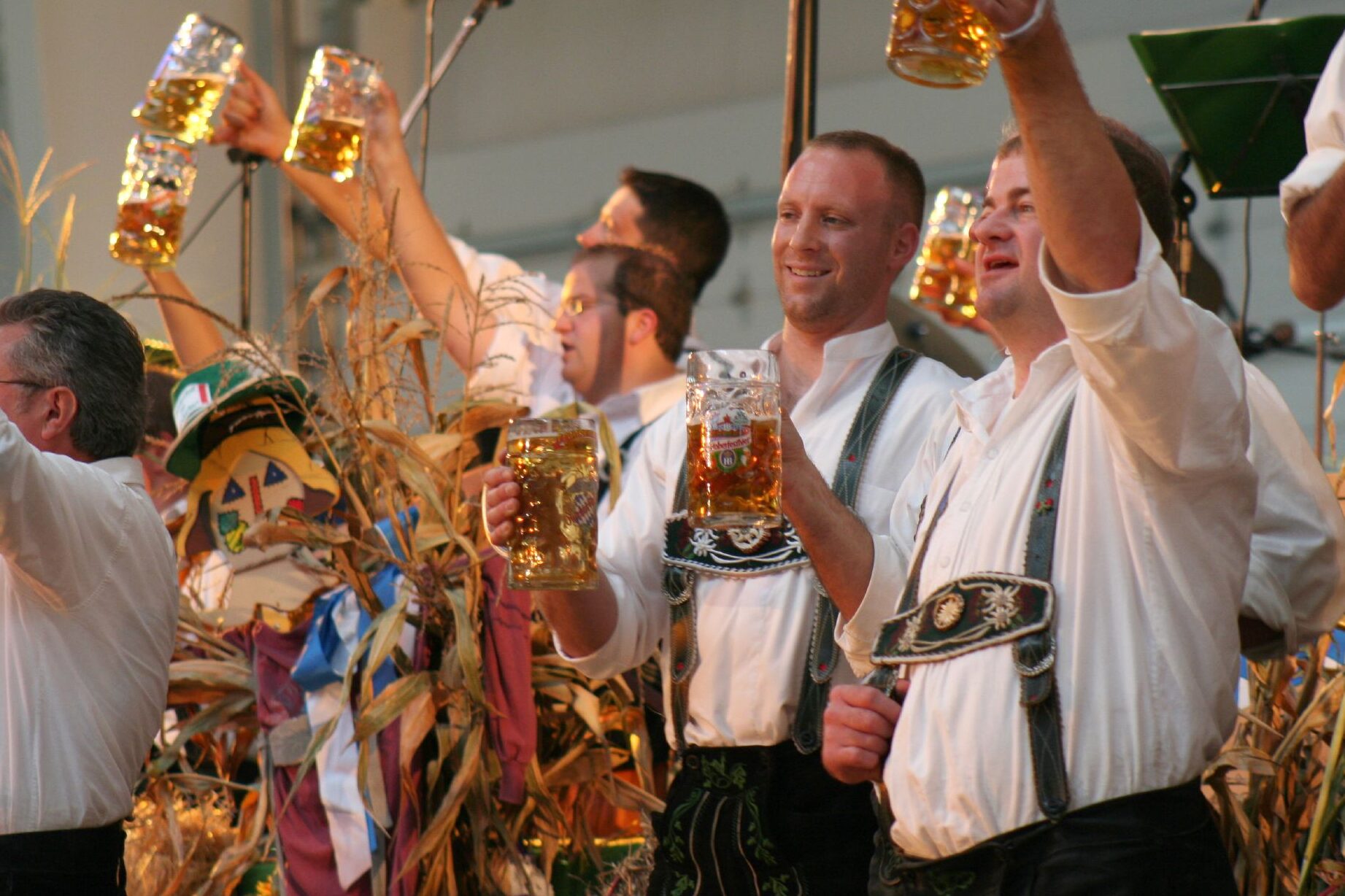 La Fiesta de la Cerveza: Oktoberfest, Tradición, Diversión y Cerveza.