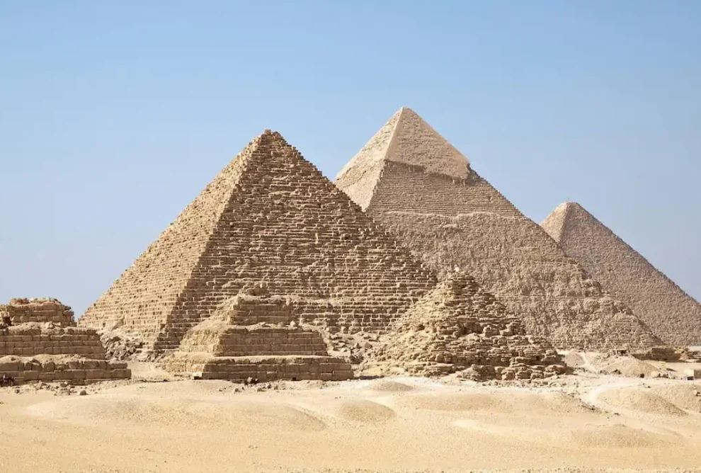 La Gran Pirámide de Egipto: Historia, Arquitectura y Misterios