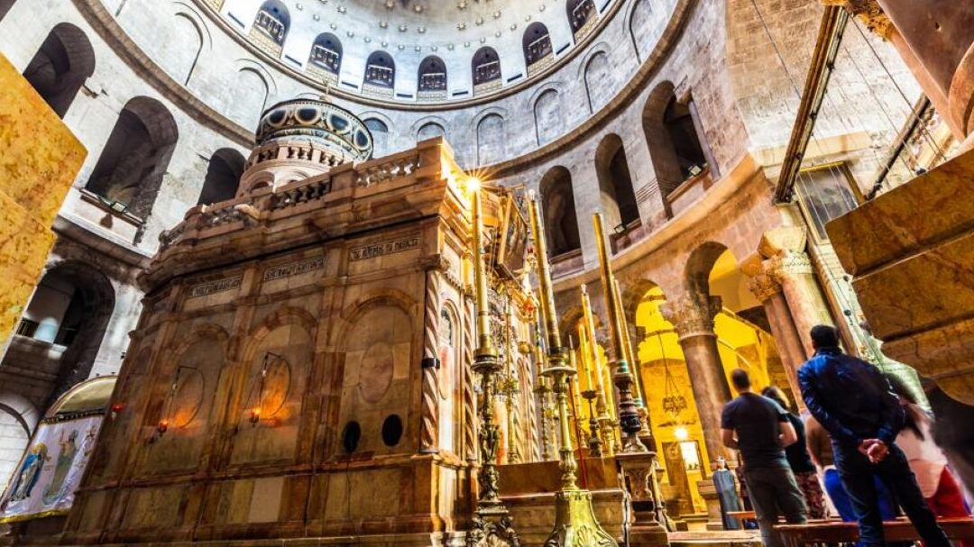 La Iglesia del Santo Sepulcro en Jerusalén: Historia y Significado