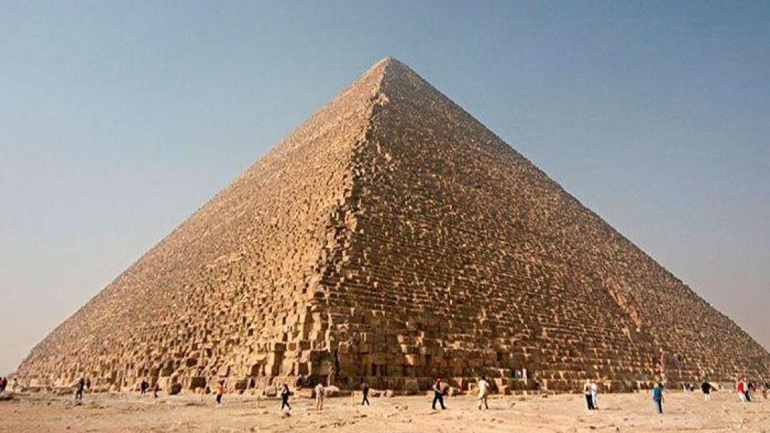 La Pirámide más Antigua del Mundo: Misterios y Secretos de la Arquitectura Egipcia
