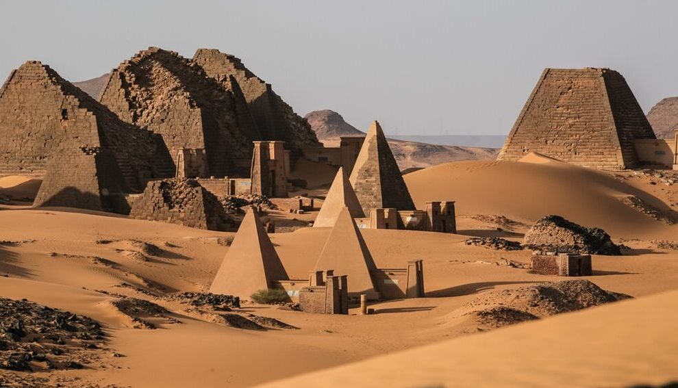 Las Pirámides de Sudán: Monumentos Antiguos en el Desierto Nubio