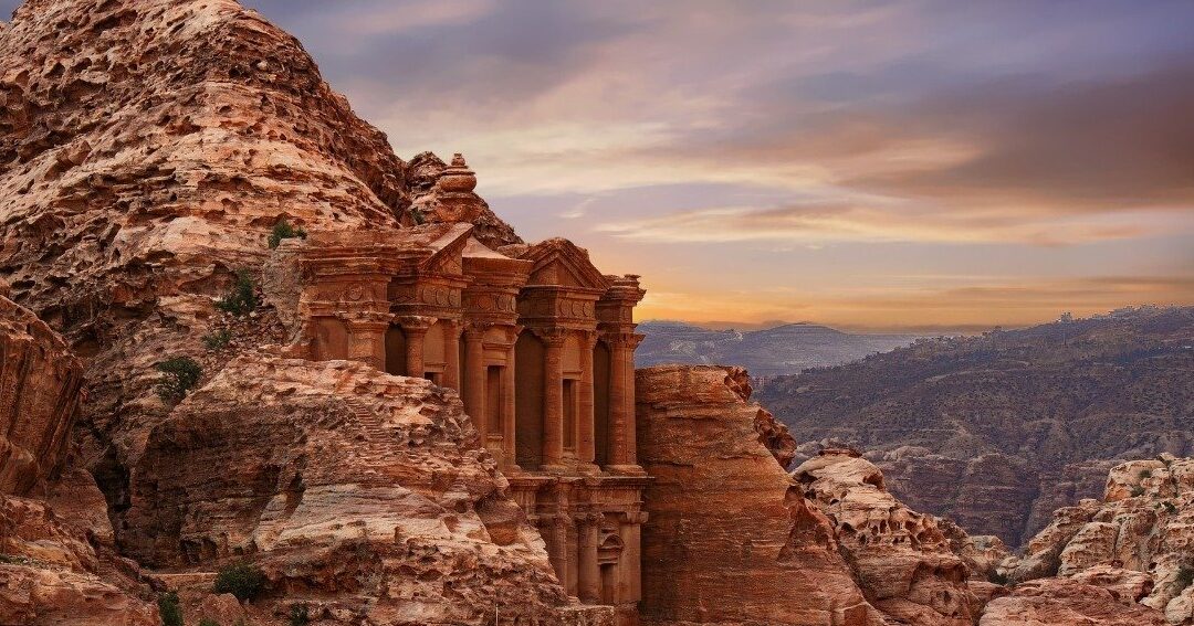 Las Ruinas de Petra: Una Maravilla Arqueológica en Jordania