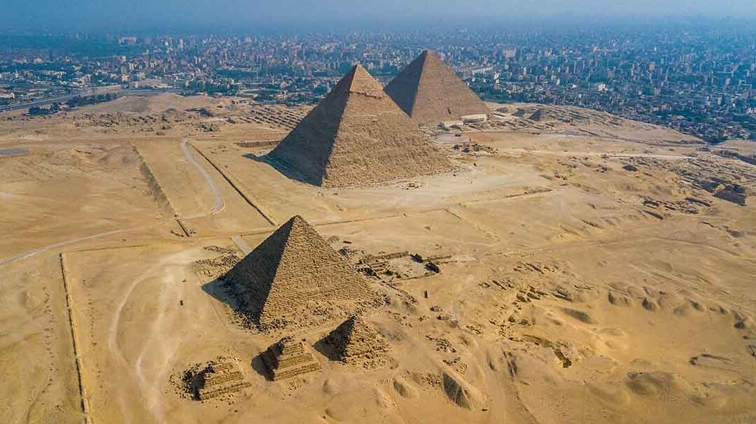 Localización de la pirámide de Keops en Giza: puntos de interés para visitarla.