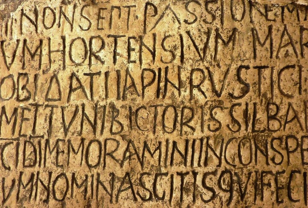 Origen y significado de la palabra latino