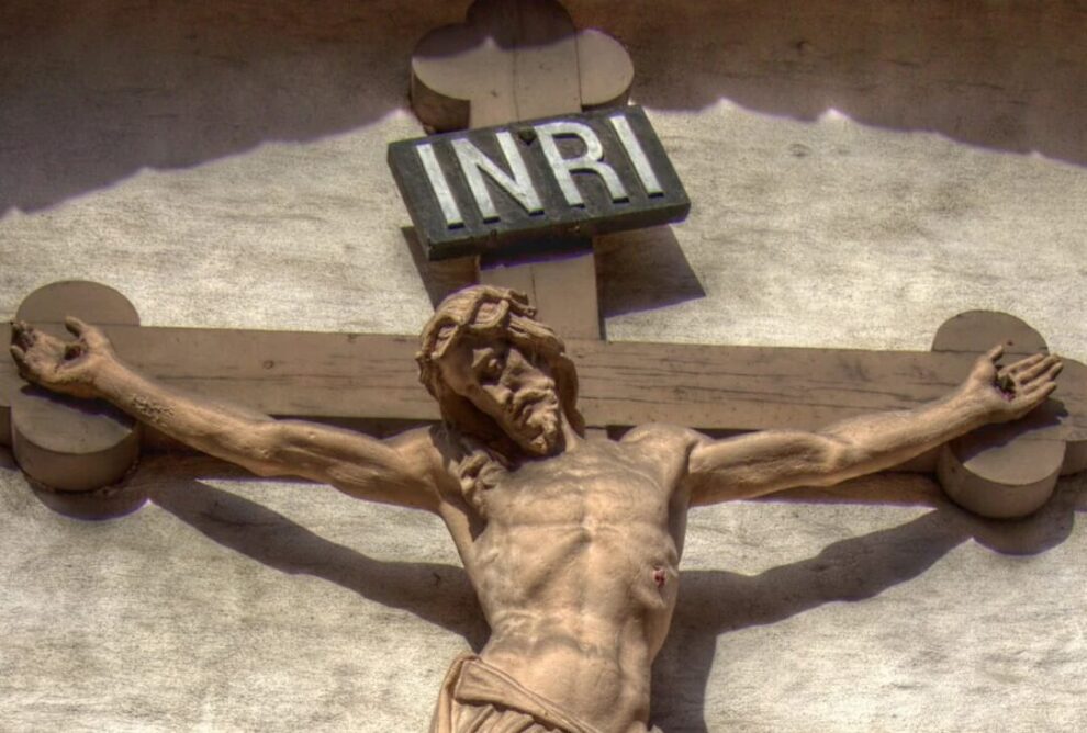 Significado de INRI en la Cruz de Jesús