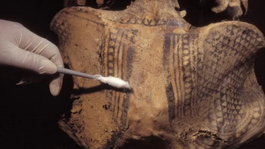 Tatuajes de Brazaletes Egipcios: Historia, Significado y Diseños