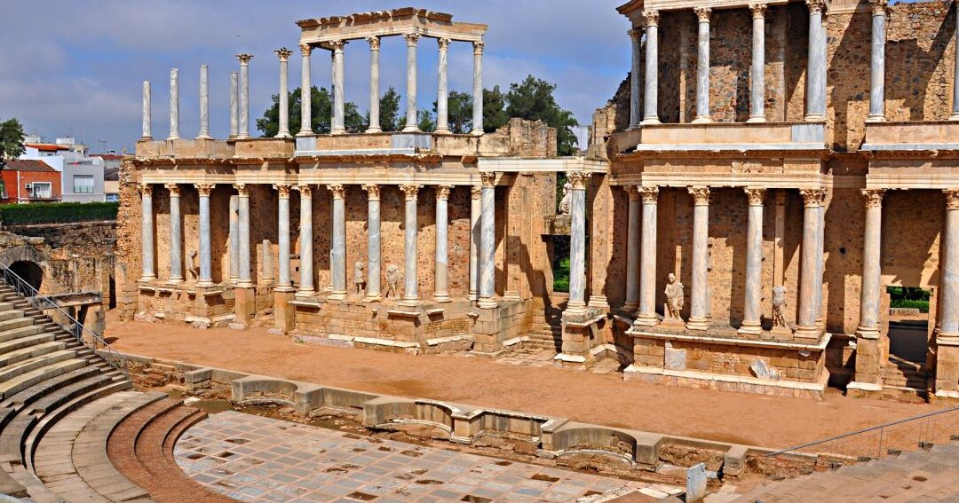 Teatros Romanos Antiguos: Arquitectura y Entretenimiento en la Antigüedad